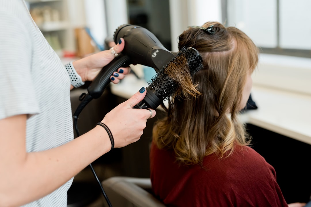 Experimente novos estilos de cabelo com esse aplicativo
