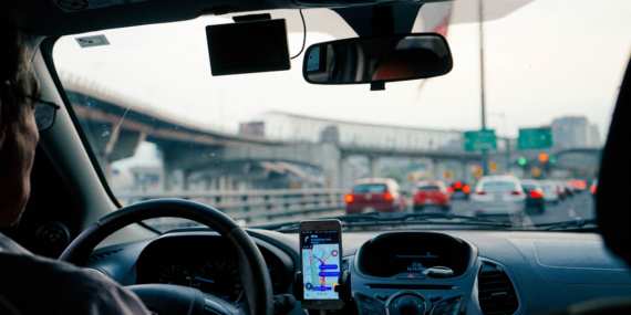 Aplicativo para identificar radar na estrada ao dirigir